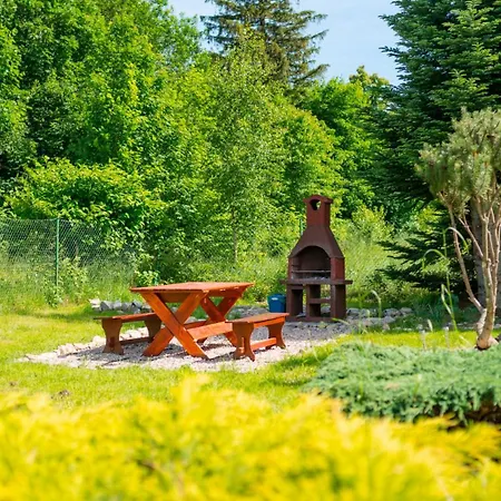 Z Balkonami, Spokojna Okolica *